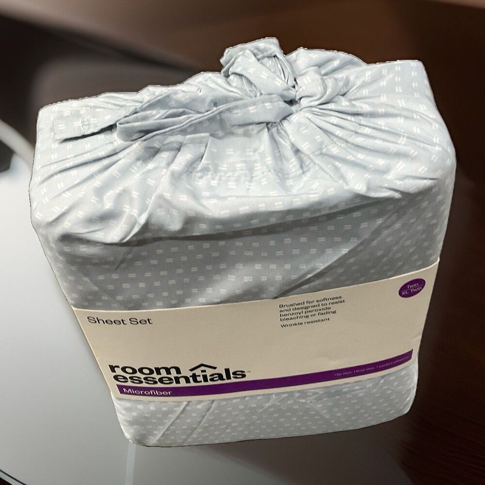 Room Essentials Microfiber Twin XL Sheet Set Blue